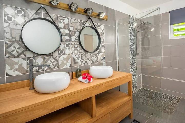 Villa Girafe Bleue – 2 Suites | Pool & Garden in Gourbeyre, Guadeloupe (Caribbean)