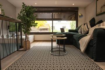 Gîte pour 2 personnes, avec terrasse à Nébias