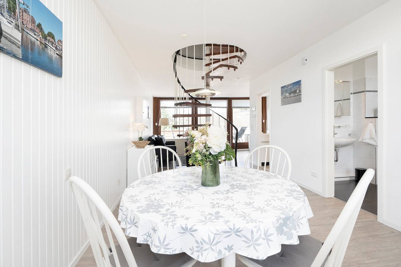 Ganze Wohnung, Ferienwohnung 'Sonnenschein Grömitz' mit Meerblick, Balkon und Wi-Fi in Grömitz, Ostholstein