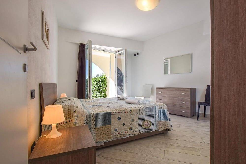 Appartamento intero, 3 bedroom pet friendly apartment in Moneglia in Moneglia, Riviera di Levante
