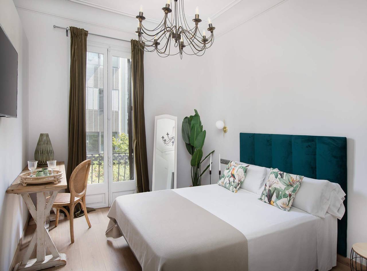 Mar - Deluxe Double room with balcony in Barcelona Centre, Barcellona