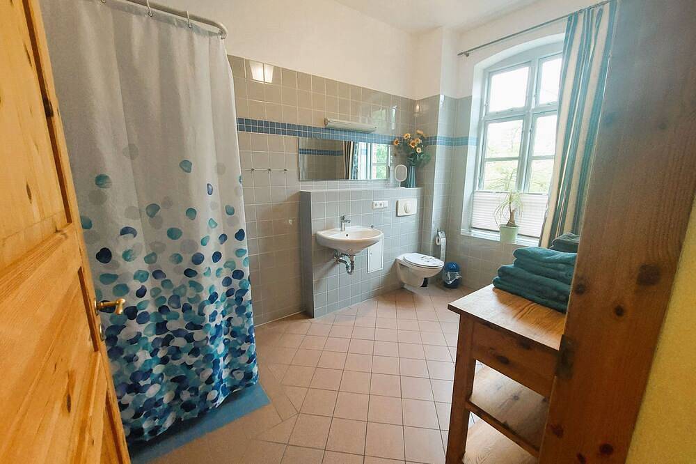 Ganze Wohnung, Kastaniengut Josephine Objekt-Id 121251 - Gutshaus Kastaniengut Objekt-Id 121251 in Grabowhöfe, Mecklenburgische Seenplatte