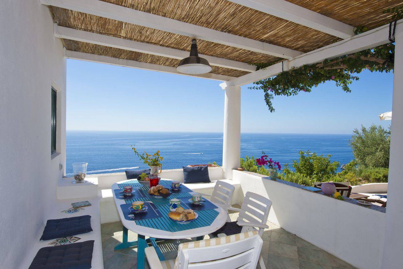 Ganze Wohnung, Ferienwohnung für 4 Personen mit Balkon/Terrasse in Praiano, Amalfiküste