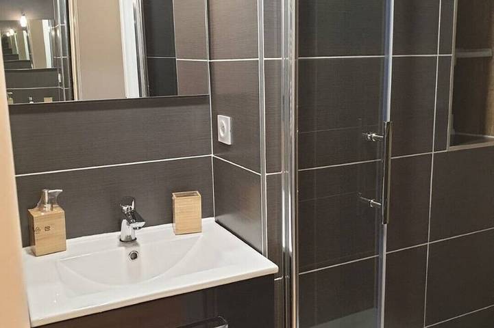 Gîte pour 2 personnes, avec balcon à Bernex - 3