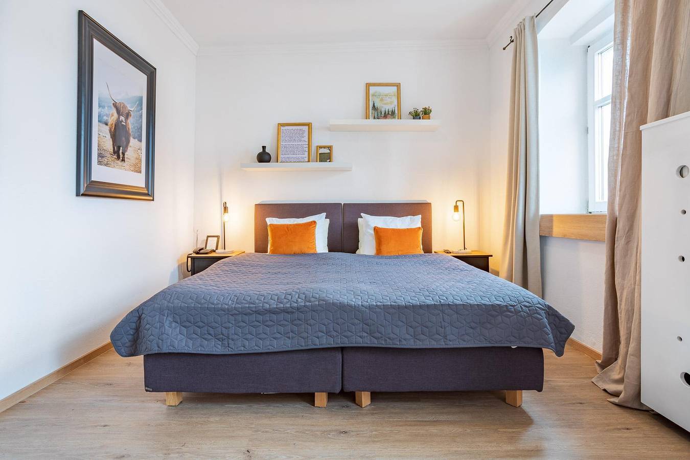 Dreibettzimmer mit Dusche, Wc in Zell am See (By), Zell am See
