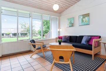 Bungalow für 4 Personen, mit Sauna und Terrasse sowie Balkon/Terrasse in Dänemark