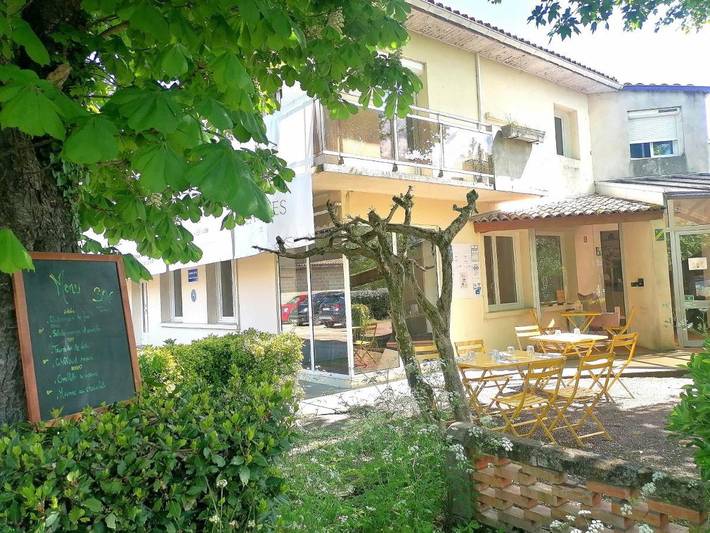 Hôtel pour 2 personnes, avec jardin, animaux acceptés à Étauliers - 3