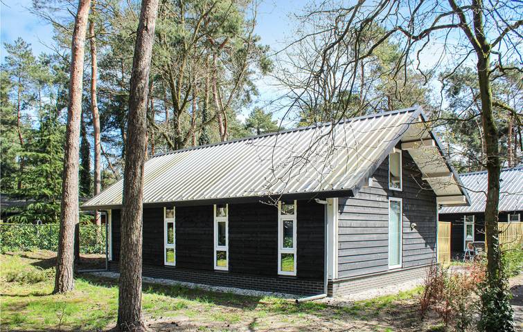Ferienhaus für 4 Personen, mit Terrasse und Garten sowie Sauna, mit Haustier - 1