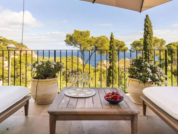 Villa pour 7 personnes, avec piscine et jardin à Tamariu