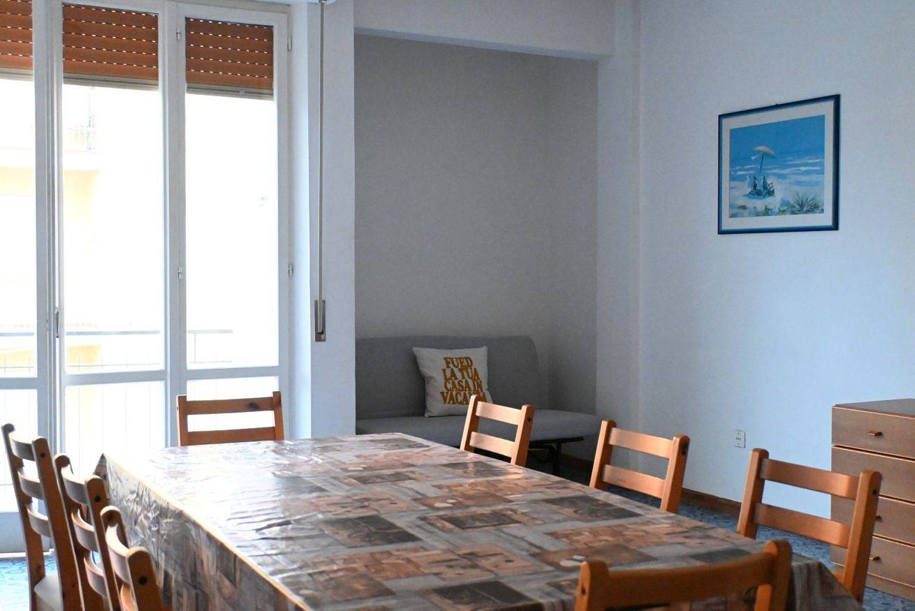 Entire apartment, M161 - Marcelli, large four-room apartment a stone's throw from the sea  in Marcelli, Riviera del Conero