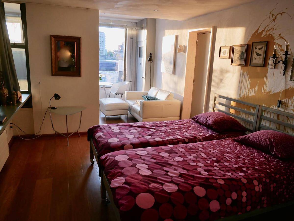 Deluxe Double Room with Shower in Dordrecht, Parc national De Biesbosch