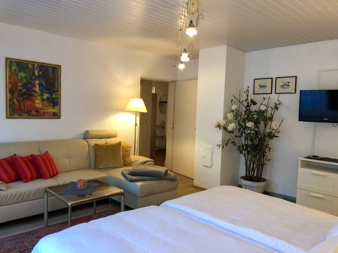 Appartement '1' met privéterras, gedeelde tuin en Wi-Fi, foto 7