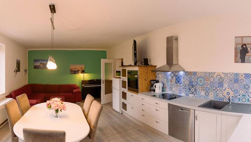 Ferienhaus für 3 Personen, mit Terrasse und Garten in Bochum