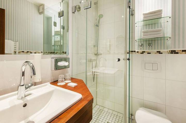 Ferienhaus für 2 Personen, mit Terrasse und Sauna in Kiel - 2