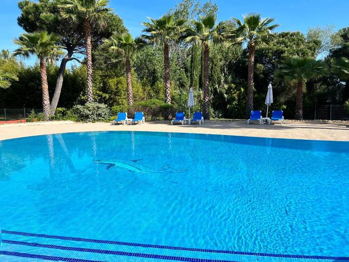 Hôtel pour 5 personnes, avec Balcon et Terrasse ainsi que Jardin et Piscine à Ramatuelle