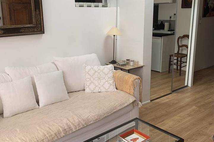 Location de vacances pour 2 personnes, avec jardin à Gradignan - 2