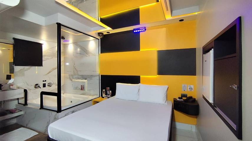 Pousadas para 2 pessoas, com jacuzzi em Carapicuíba