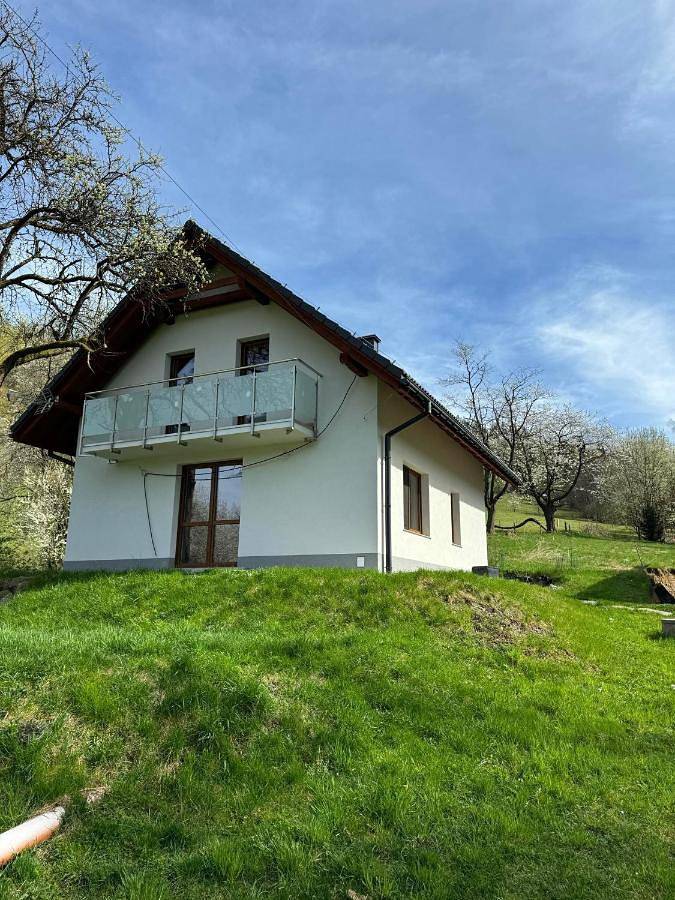 Ferienhaus für 7 Personen, mit Ausblick und Garten sowie Terrasse, mit Haustier
