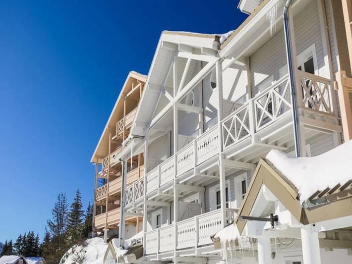 Chalet pour 6 personnes, avec balcon, adapté aux familles dans Les Carroz