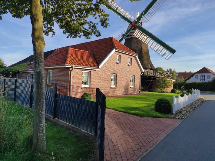 Ferienhaus für 4 Personen, mit Terrasse und Ausblick in Schortens