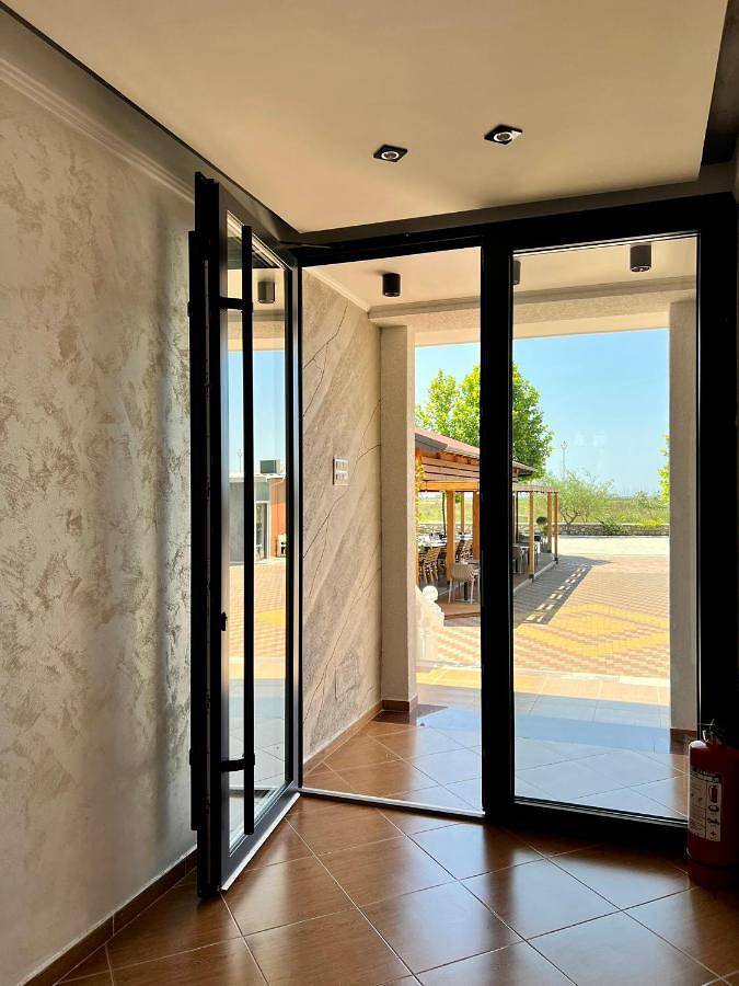 Appart’hôtel pour 4 personnes, avec Balcon ainsi que Terrasse et Jardin
