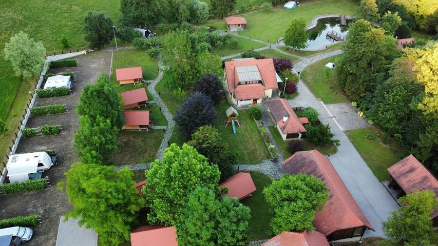 Ferienwohnung für 2 Personen, mit Ausblick und Garten