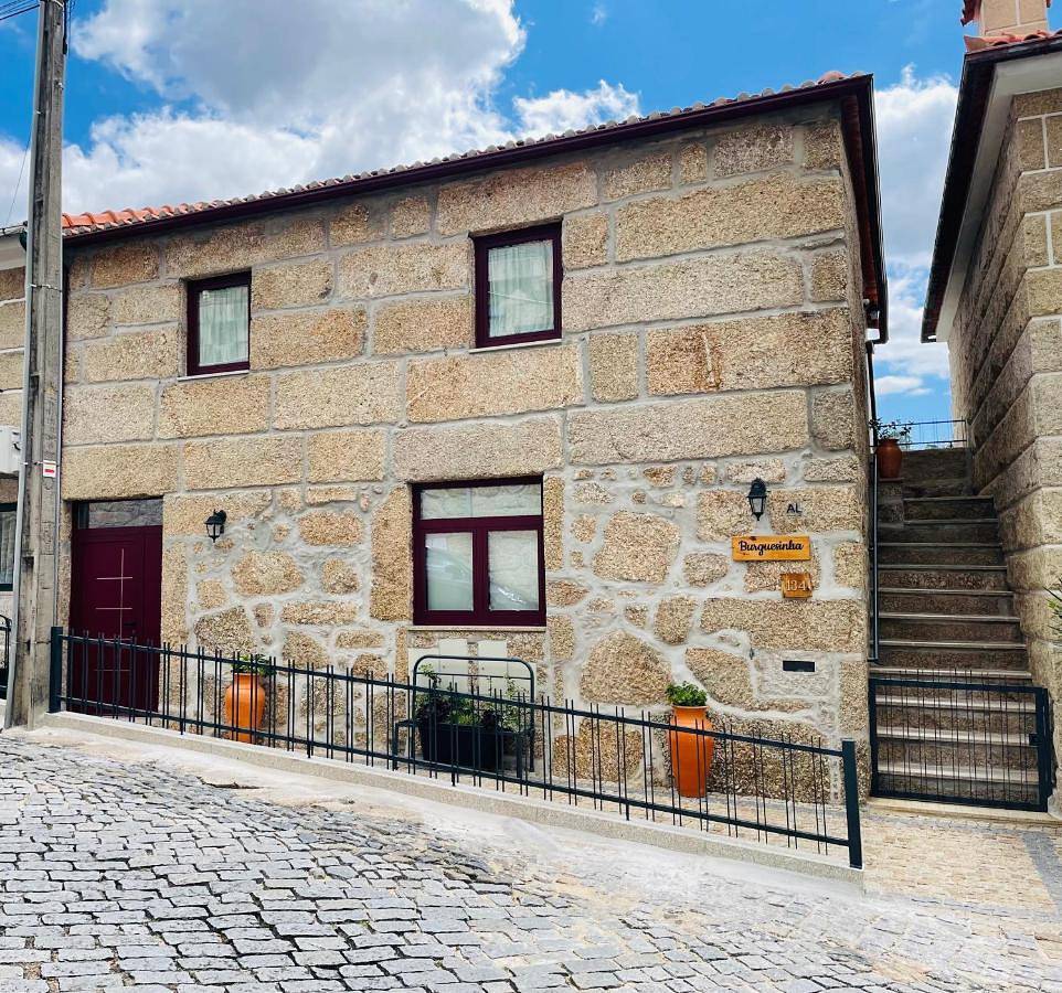 Apartamento inteiro, One-Bedroom Apartment with River View in Penafiel, Distrito do Porto