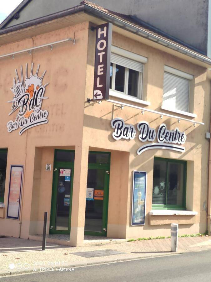 Bar Hotel Du Centre (Bdc) in Montrevel-en-Bresse, Région de Bourg-en-Bresse