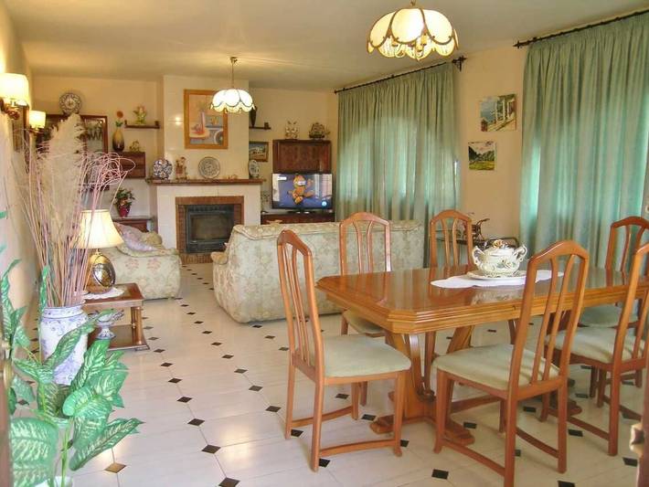 Location de vacances pour 5 personnes, avec jardin à Lepe - 3