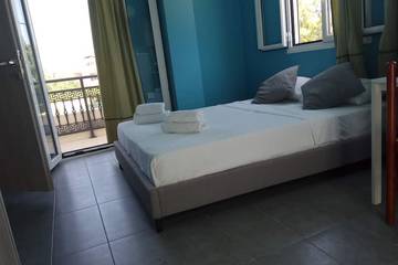 Apartment for 2 People in Alykes, Zakynthos, Photo 2