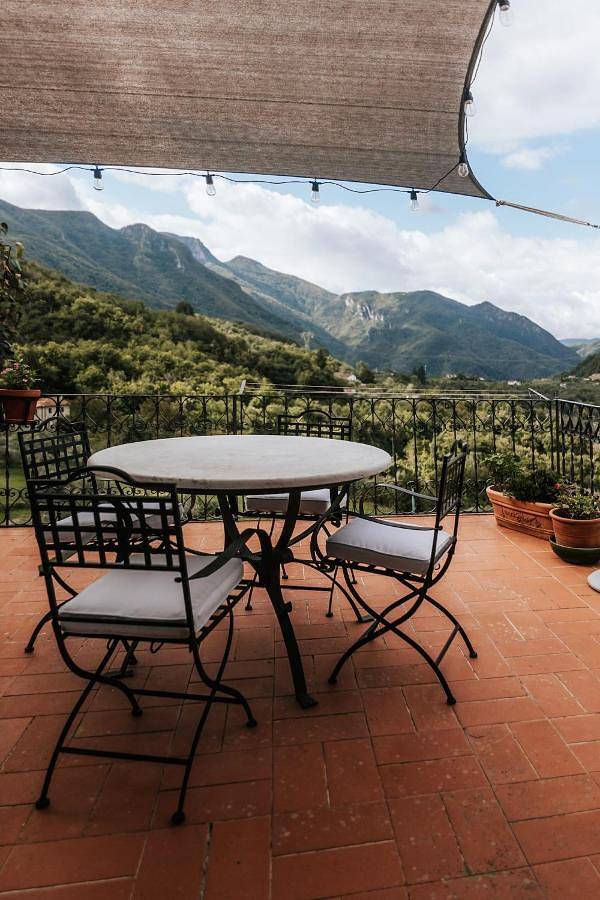Ferienhaus für 8 Personen, mit Balkon und Terrasse sowie Ausblick