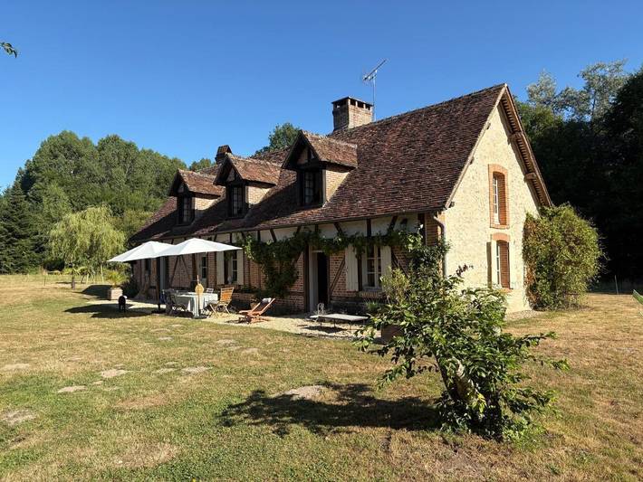 Location de vacances pour 9 personnes, avec terrasse et vue à La Ferté-Imbault - 2