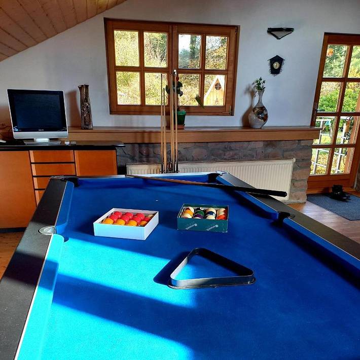 Gîte pour 4 personnes, avec Balcon et Jacuzzi ainsi que Terrasse et Jardin à La Chapelle-devant-Bruyères