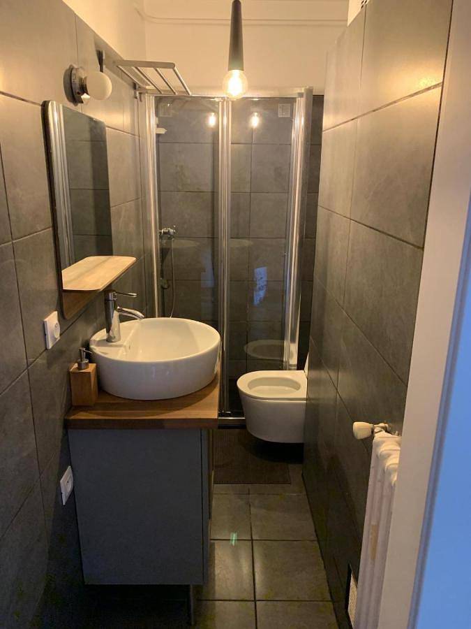Appartement entier, One-Bedroom Apartment in Saint-Laurent-du-Var, Côte méditerranéenne (France)