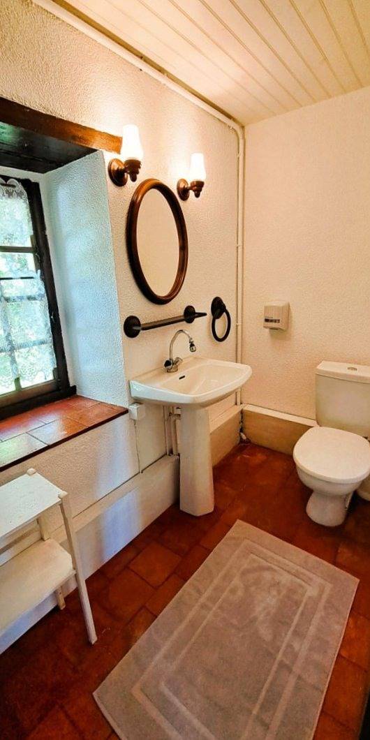 Location de vacances pour 2 personnes, avec piscine et jardin, animaux acceptés à Trogues - 4