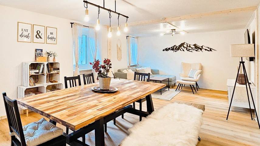 Appartement de vacances pour 9 personnes, avec jardin, animaux acceptés