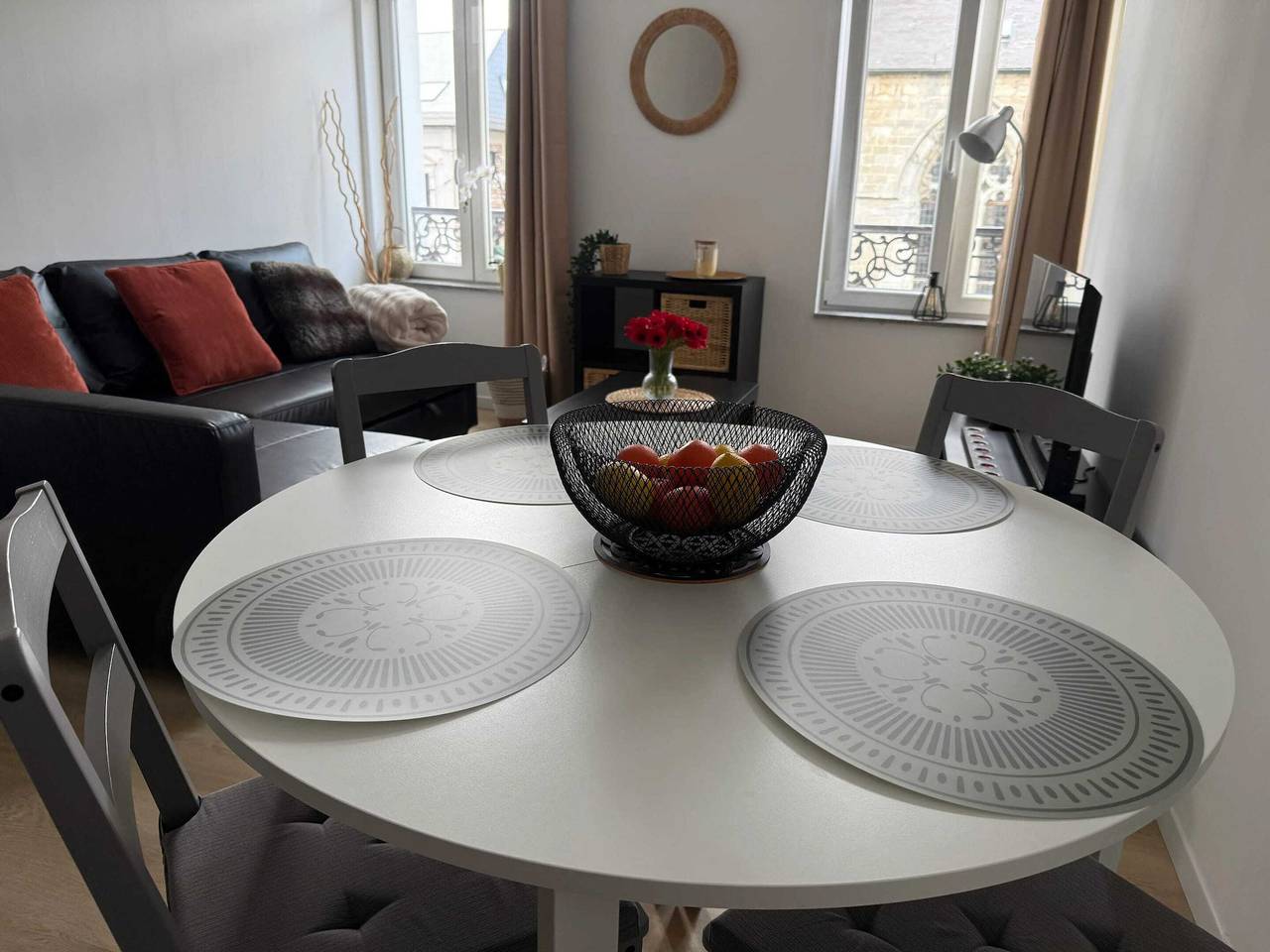 Appartement entier, Appartement lumineux au cœur de Chimay, 40 m² avec vue in Chimay, Hainaut