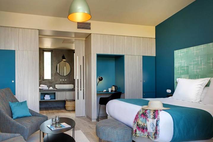 Maison d’hôte pour 2 personnes, avec piscine ainsi que vue et jardin à Eyragues - 3