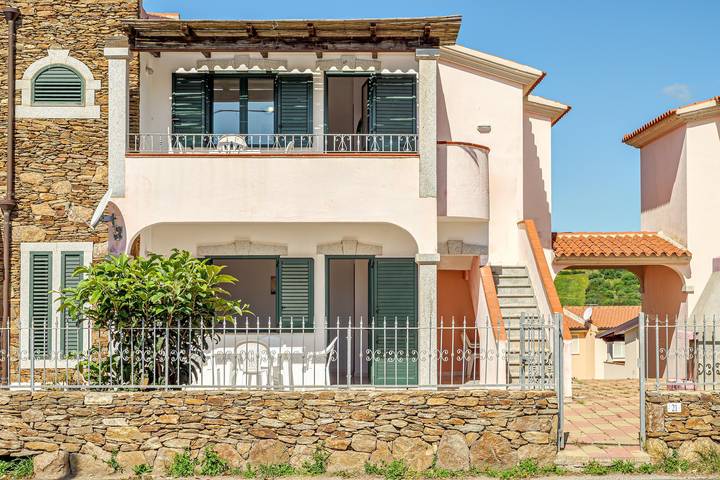 Ferienwohnung für 4 Personen, mit Balkon und Garten in Budoni - 3