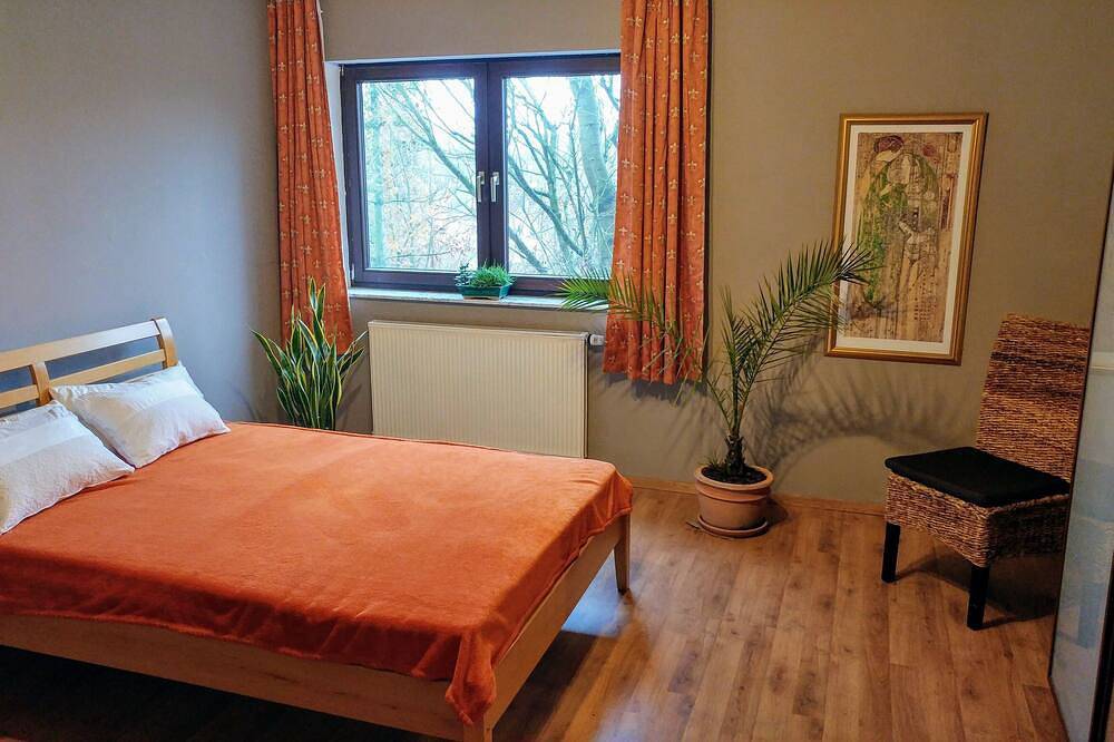 Ganze Wohnung, Eco Apartment Bonn Quiet Stylish ideal home office in Königswinter, Siebengebirge
