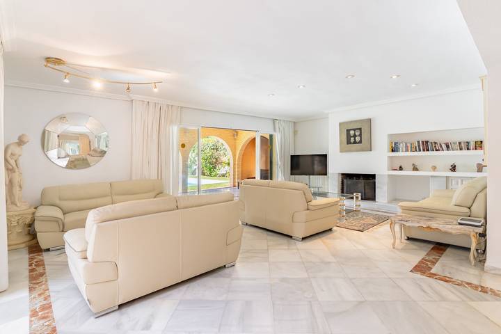Villa pour 8 personnes, avec jardin et jacuzzi à Marbella - 4