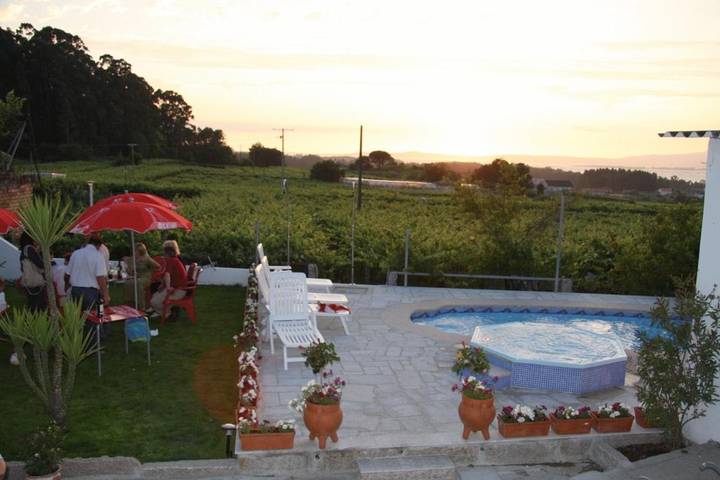Casa rural para 3 personas, con jardín y piscina además de terraza y vistas en Provincia de Pontevedra - 4