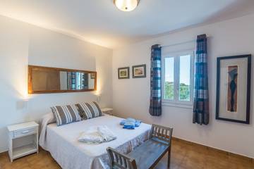 Apartment for 5 People in Es Mercadal, Coast of Menorca, Photo 4