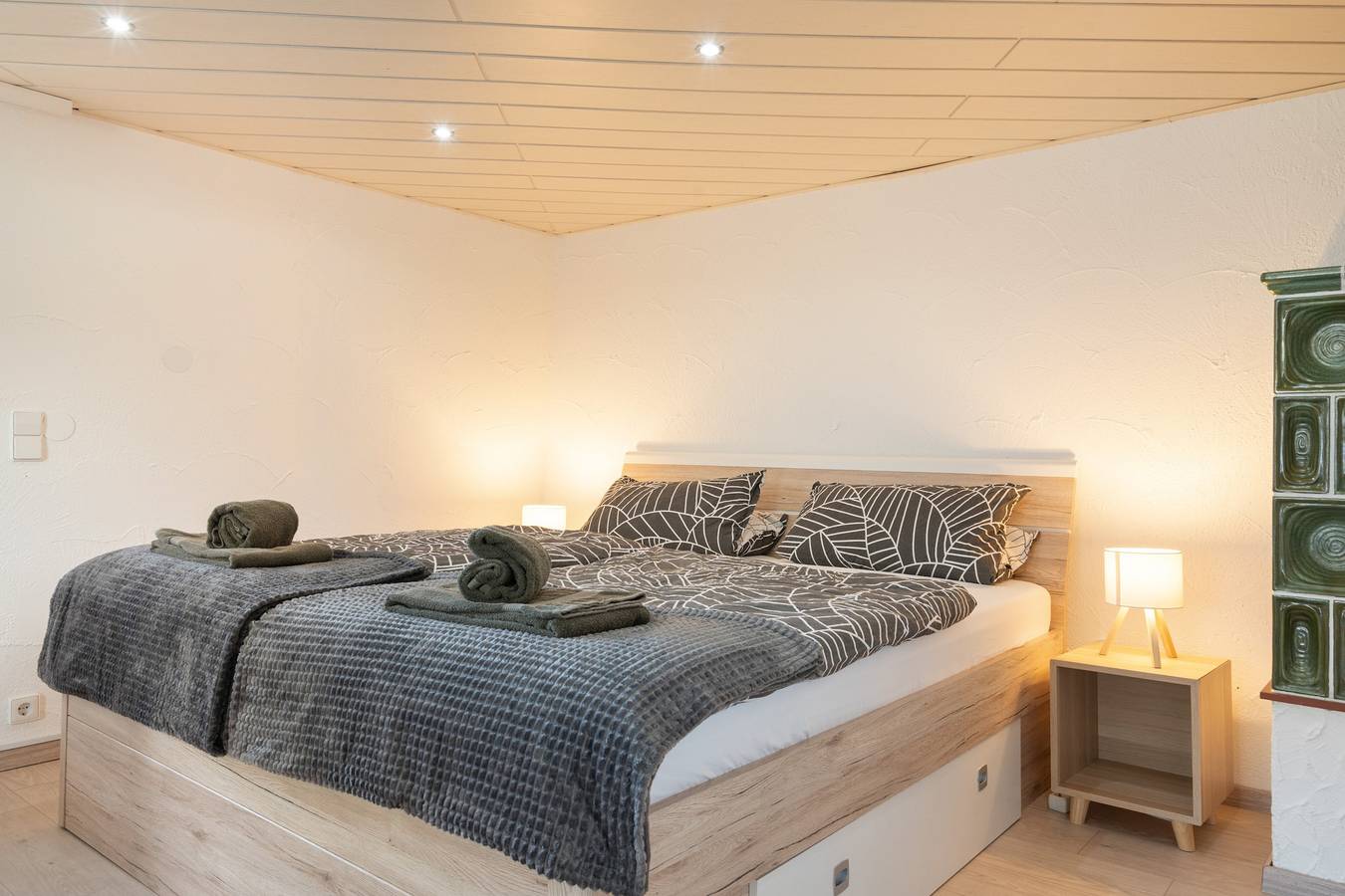 Entire studio, Apartment Martin with Terrace & Wi-Fi in Wilburgstetten in Romantische Straße