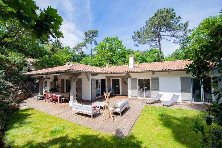 Location de vacances pour 8 personnes, avec jardin dans Thalazur (Arcachón)