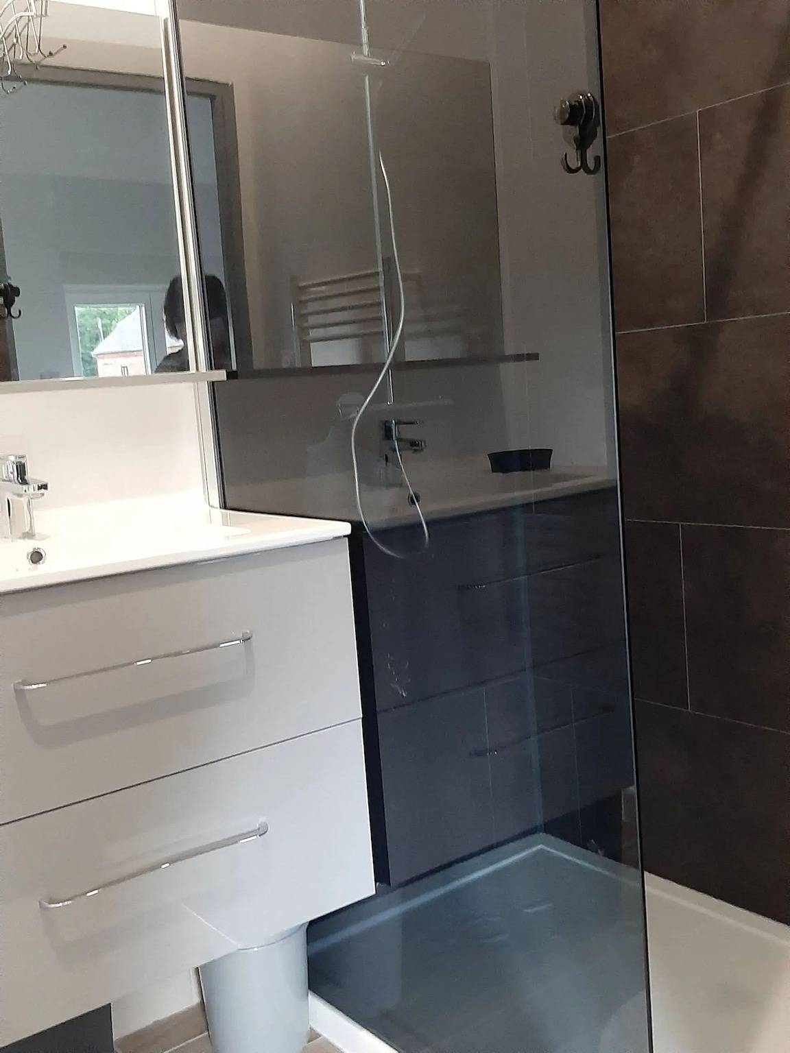 Studio entier, Studio confortable à Barzy-en-Thiérache, 32 m² avec terrasse in Barzy-en-Thiérache, Aisne