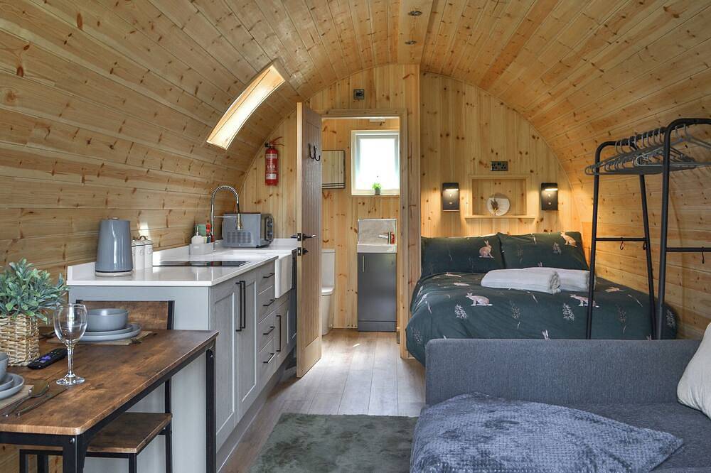 We love this family friendly pod with private hot tub. in North Yorkshire