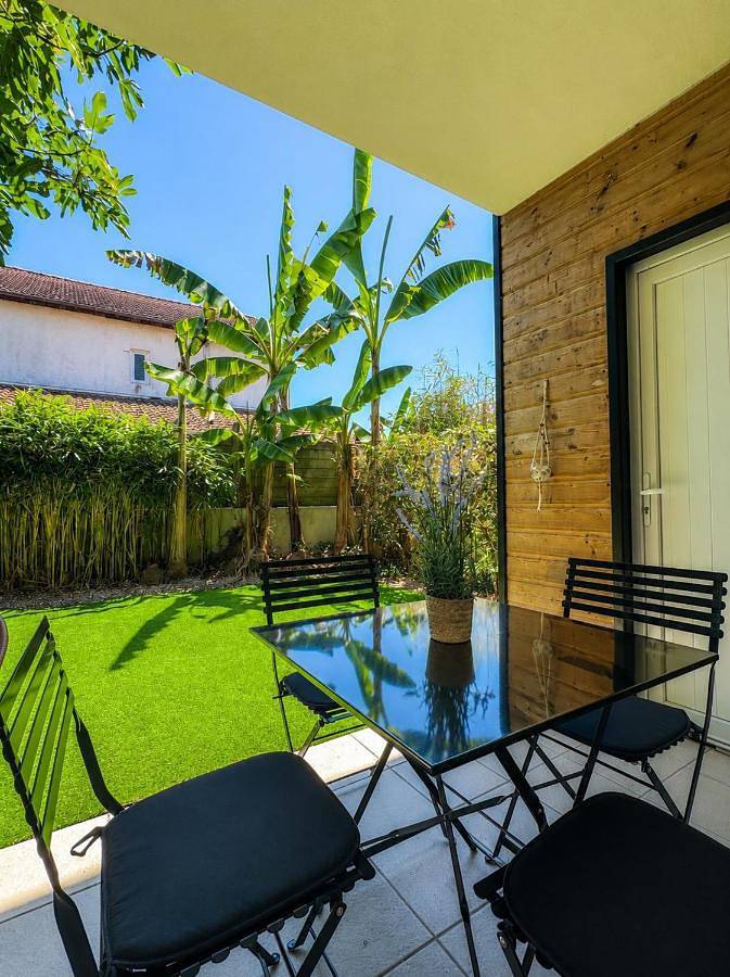 Appartement de vacances pour 3 personnes, avec jacuzzi et jardin