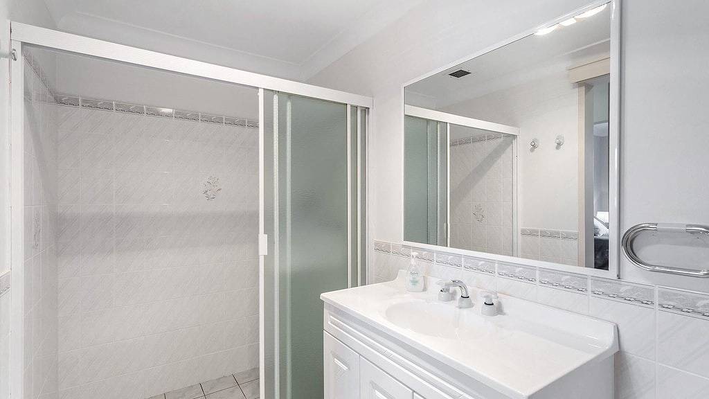 Holiday Apartment for 6 People in Nelson Bay, Hunter Valley