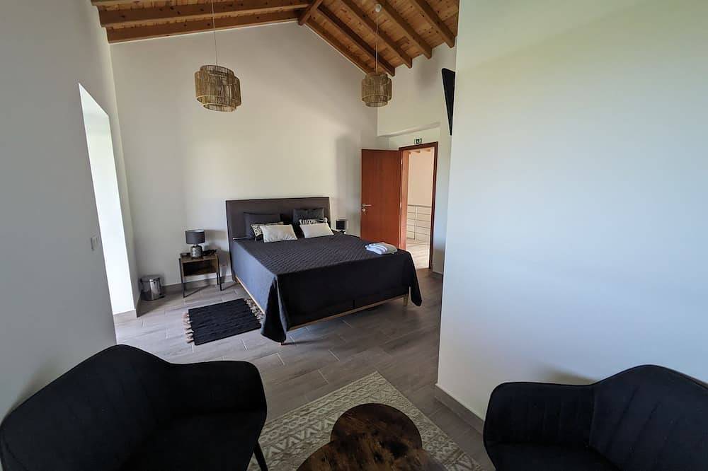 Preto the Black room in Feteira, Faial